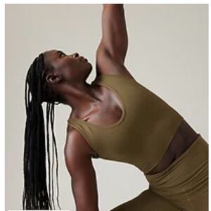 Athleta Aurora crop tank medium